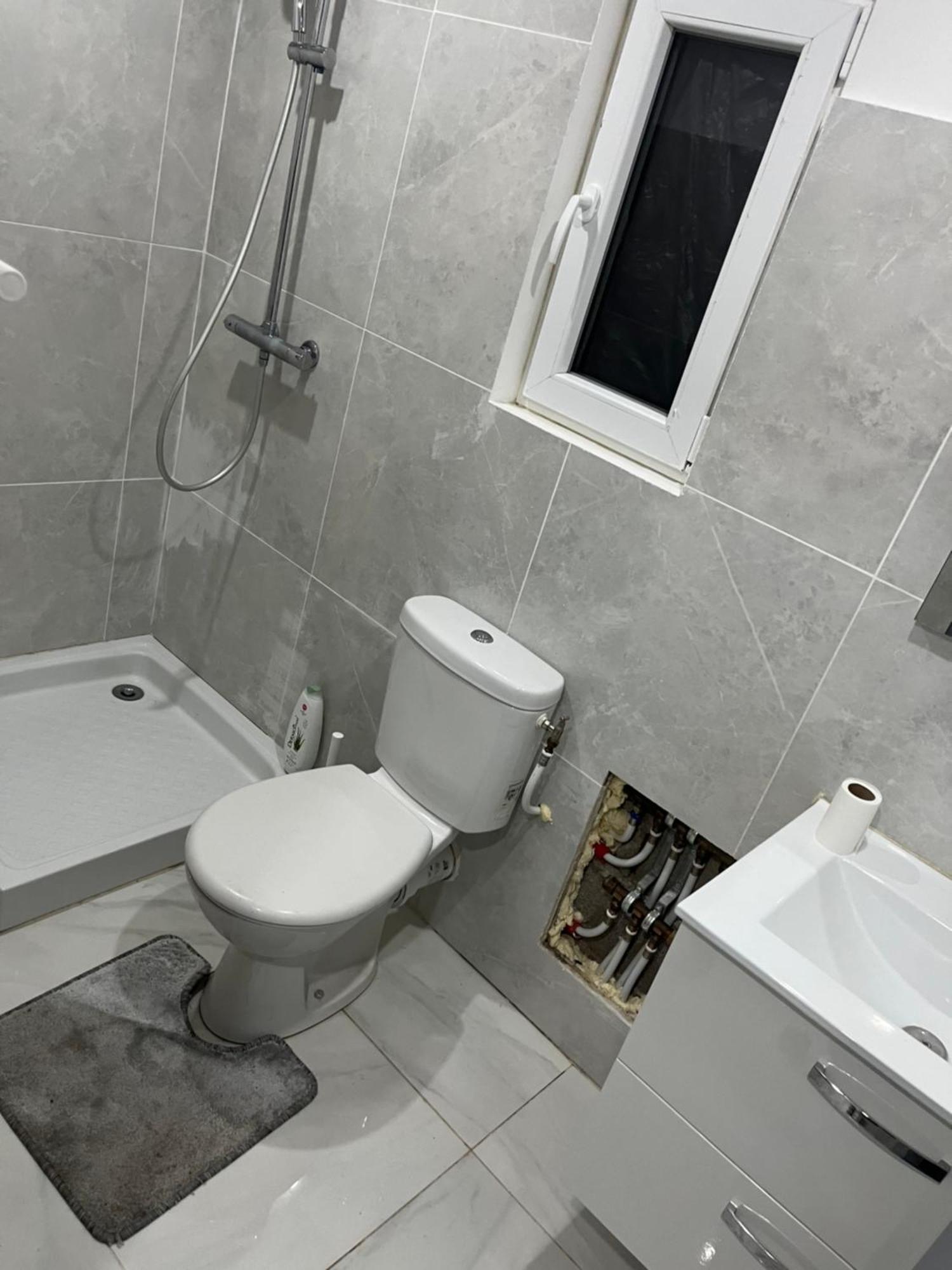 Appartement Calme Dans Villa Individuelle Bagnols-sur-Ceze Exterior photo
